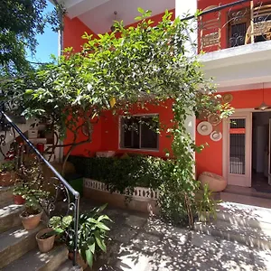 https://tirana-coliving.albaniahotels.org