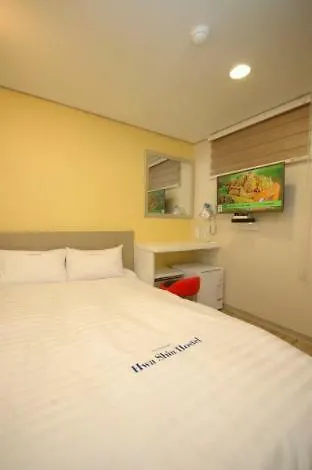 Dongdaemun Hwashin Hostel Seúl